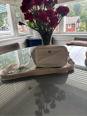 lululemon athletica Neutral Beige Crossbody Camera Bag